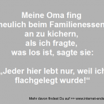 Oma beim Familienessen